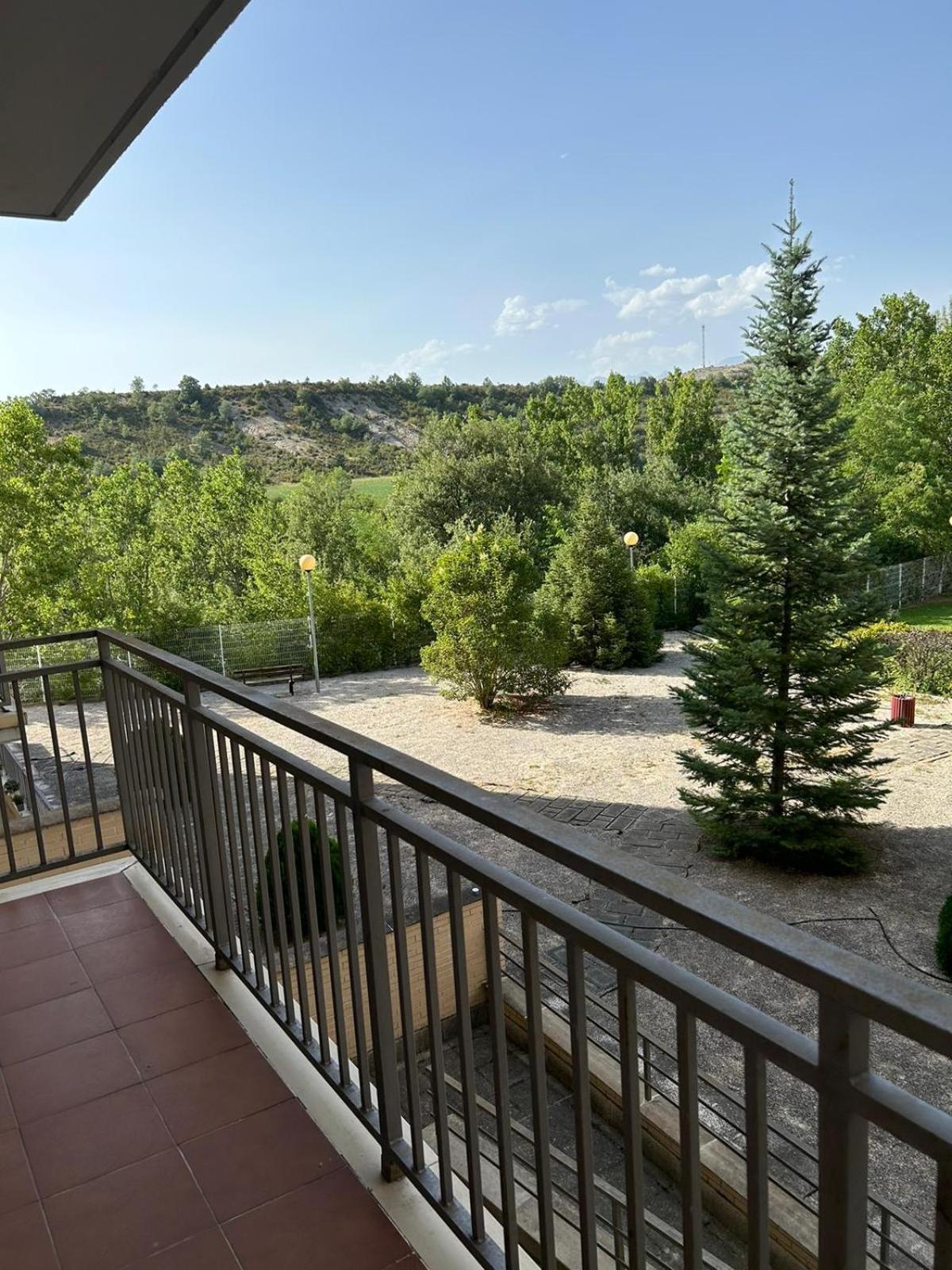 Apartament Sabina Puente de Sabinanigo Zewnętrze zdjęcie